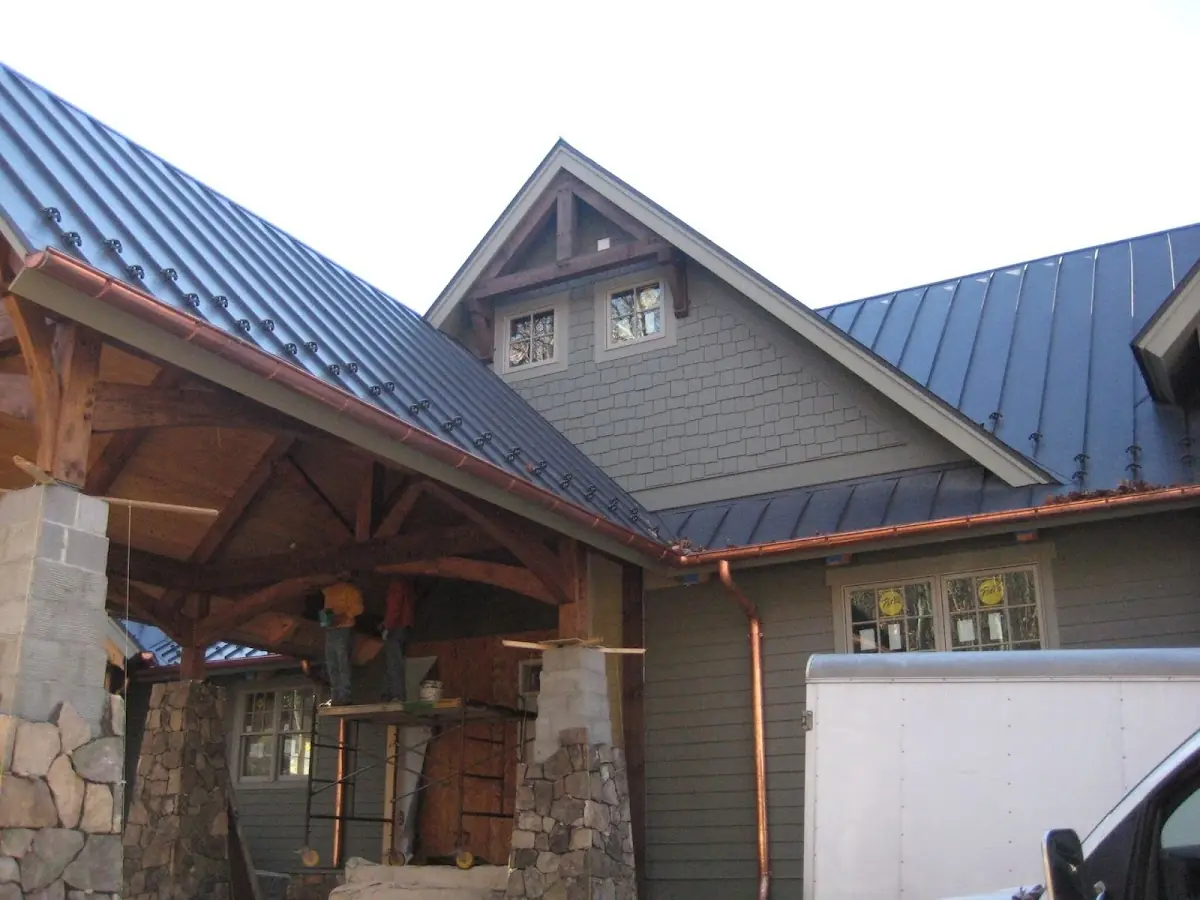 Craftsman Roofing team delivering quality roofing work in East Arlington